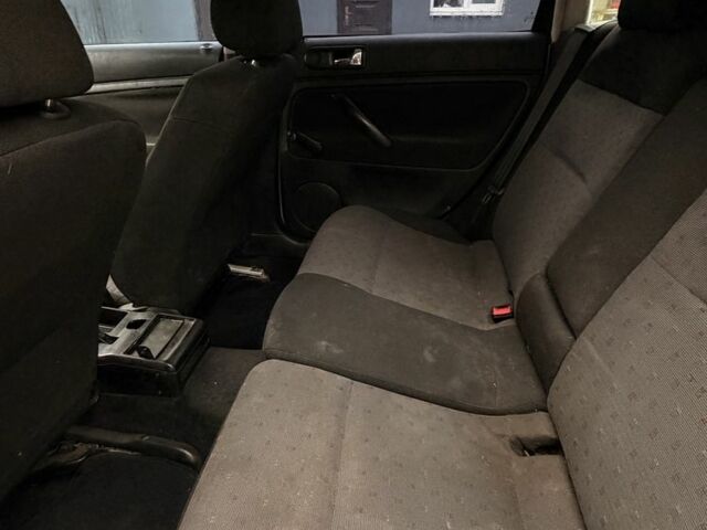 Белый Фольксваген Пассат, объемом двигателя 1.9 л и пробегом 200 тыс. км за 1400 $, фото 7 на Automoto.ua