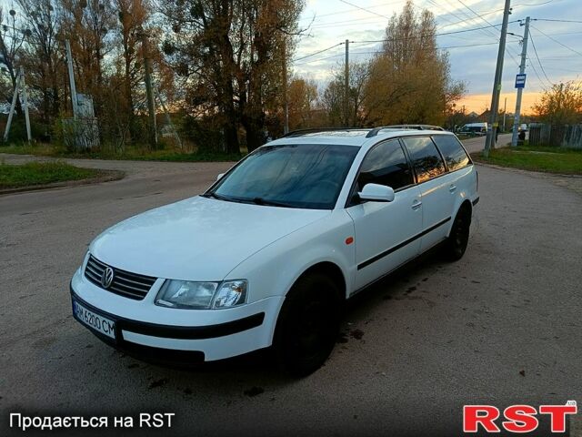 Белый Фольксваген Пассат, объемом двигателя 1.6 л и пробегом 458 тыс. км за 3700 $, фото 11 на Automoto.ua