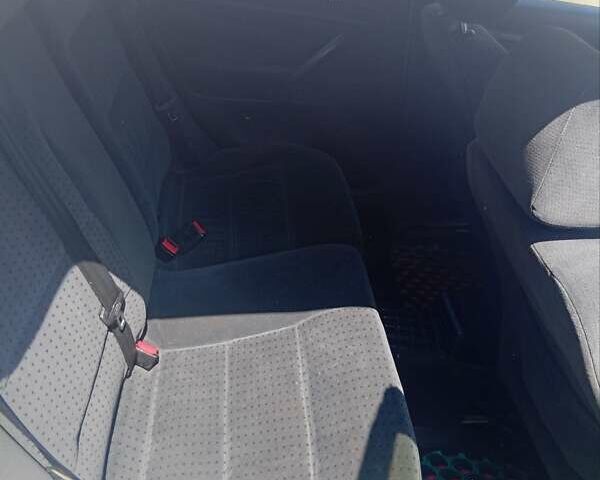 Белый Фольксваген Пассат, объемом двигателя 1.8 л и пробегом 400 тыс. км за 3100 $, фото 1 на Automoto.ua