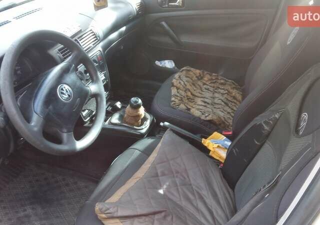 Белый Фольксваген Пассат, объемом двигателя 1.9 л и пробегом 591 тыс. км за 4000 $, фото 5 на Automoto.ua