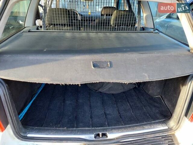 Білий Фольксваген Пассат, об'ємом двигуна 1.8 л та пробігом 469 тис. км за 3900 $, фото 28 на Automoto.ua