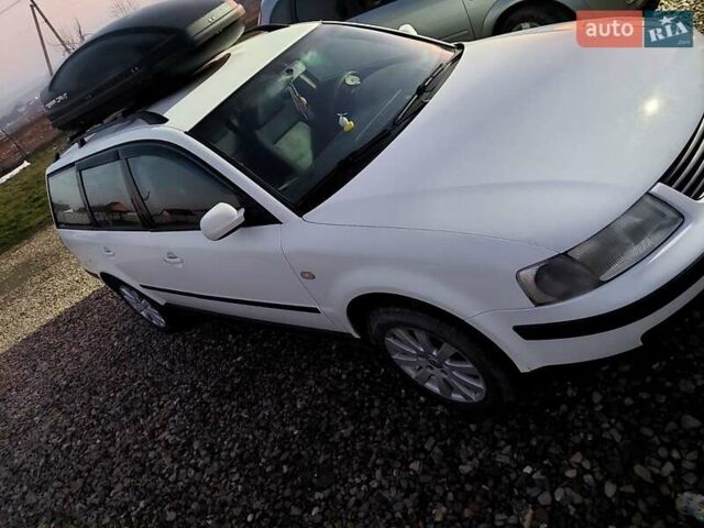 Білий Фольксваген Пассат, об'ємом двигуна 1.8 л та пробігом 469 тис. км за 3900 $, фото 19 на Automoto.ua