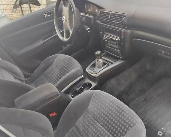 Білий Фольксваген Пассат, об'ємом двигуна 1.98 л та пробігом 310 тис. км за 4800 $, фото 4 на Automoto.ua