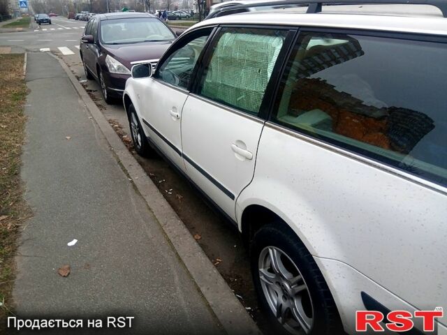 Белый Фольксваген Пассат, объемом двигателя 1.9 л и пробегом 520 тыс. км за 2500 $, фото 7 на Automoto.ua