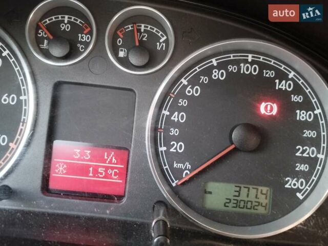 Белый Фольксваген Пассат, объемом двигателя 1.6 л и пробегом 230 тыс. км за 4300 $, фото 1 на Automoto.ua