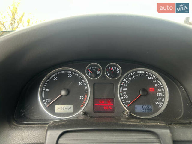 Белый Фольксваген Пассат, объемом двигателя 1.9 л и пробегом 435 тыс. км за 4700 $, фото 12 на Automoto.ua