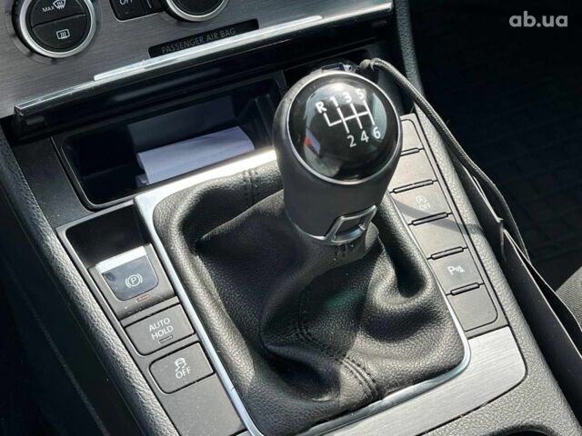 Білий Фольксваген Пассат, об'ємом двигуна 1.9 л та пробігом 362 тис. км за 10390 $, фото 22 на Automoto.ua