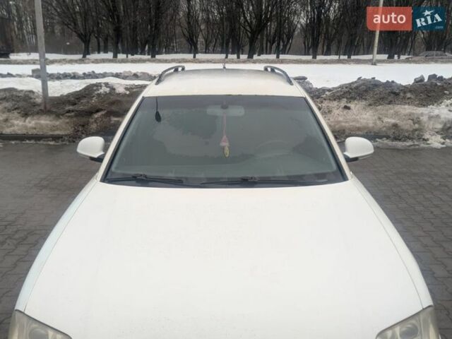 Белый Фольксваген Пассат, объемом двигателя 1.9 л и пробегом 453 тыс. км за 3500 $, фото 5 на Automoto.ua