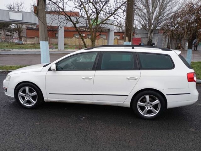 Білий Фольксваген Пассат, об'ємом двигуна 2 л та пробігом 200 тис. км за 6100 $, фото 18 на Automoto.ua