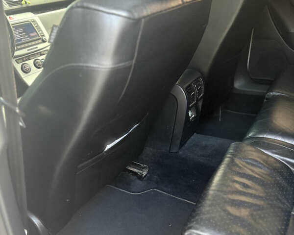 Фольксваген Пассат 2007 в Славуте на Automoto.ua Белый Фольксваген Пассат, объемом двигателя 2 л и пробегом 210 тыс. км за 6700 $, фото 16 на Automoto.ua