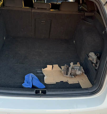 Белый Фольксваген Пассат, объемом двигателя 1.97 л и пробегом 430 тыс. км за 8400 $, фото 50 на Automoto.ua