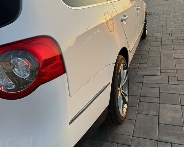 Белый Фольксваген Пассат, объемом двигателя 1.97 л и пробегом 430 тыс. км за 8400 $, фото 5 на Automoto.ua