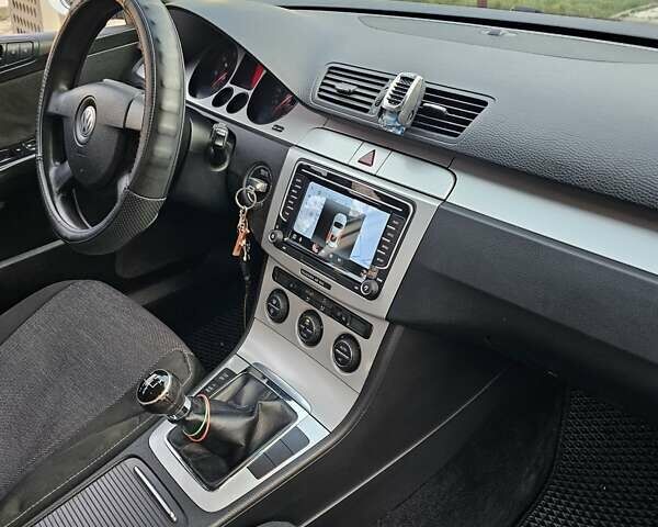 Білий Фольксваген Пассат, об'ємом двигуна 1.9 л та пробігом 287 тис. км за 5700 $, фото 4 на Automoto.ua