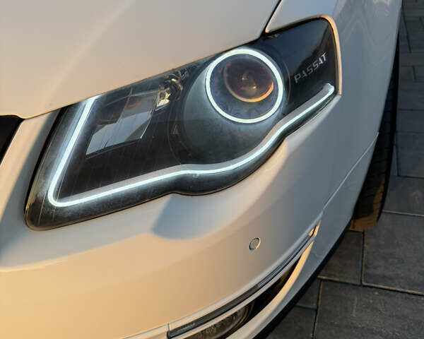 Белый Фольксваген Пассат, объемом двигателя 1.97 л и пробегом 430 тыс. км за 8400 $, фото 9 на Automoto.ua