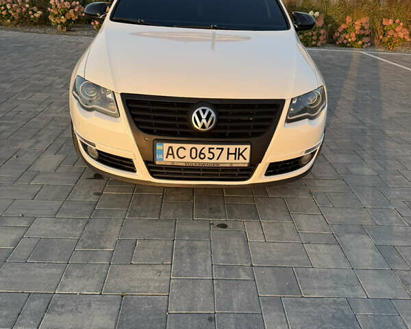 Белый Фольксваген Пассат, объемом двигателя 1.97 л и пробегом 430 тыс. км за 8400 $, фото 1 на Automoto.ua