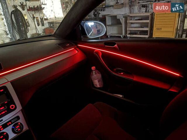 Белый Фольксваген Пассат, объемом двигателя 1.97 л и пробегом 430 тыс. км за 8400 $, фото 43 на Automoto.ua