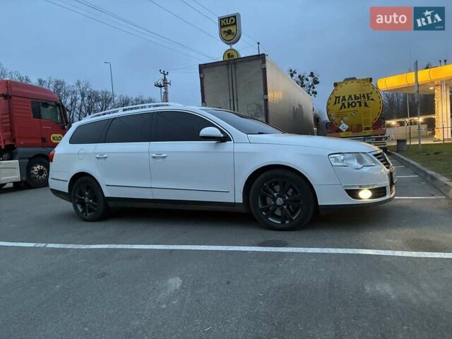 Білий Фольксваген Пассат, об'ємом двигуна 2 л та пробігом 360 тис. км за 8600 $, фото 2 на Automoto.ua