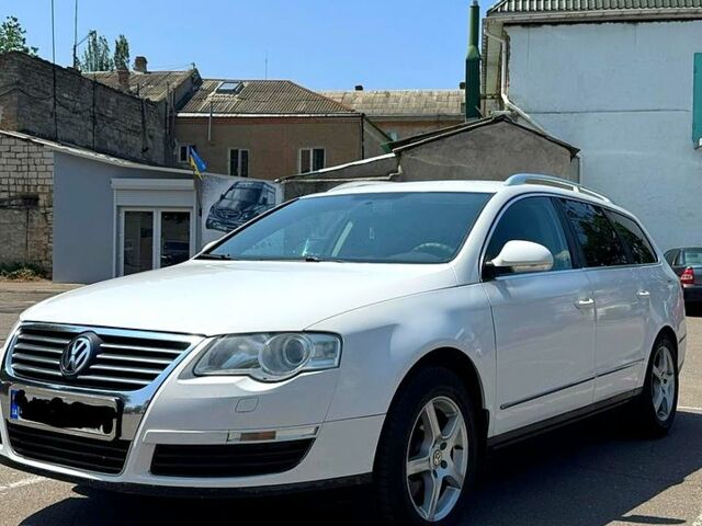 Білий Фольксваген Пассат, об'ємом двигуна 1.4 л та пробігом 325 тис. км за 4999 $, фото 2 на Automoto.ua