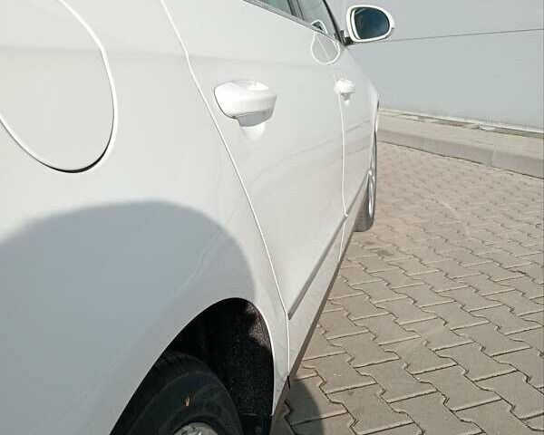 Білий Фольксваген Пассат, об'ємом двигуна 1.4 л та пробігом 146 тис. км за 8450 $, фото 60 на Automoto.ua