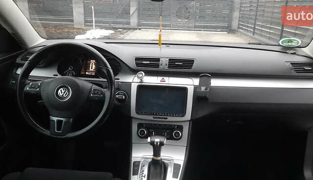 Белый Фольксваген Пассат, объемом двигателя 1.97 л и пробегом 370 тыс. км за 7900 $, фото 11 на Automoto.ua