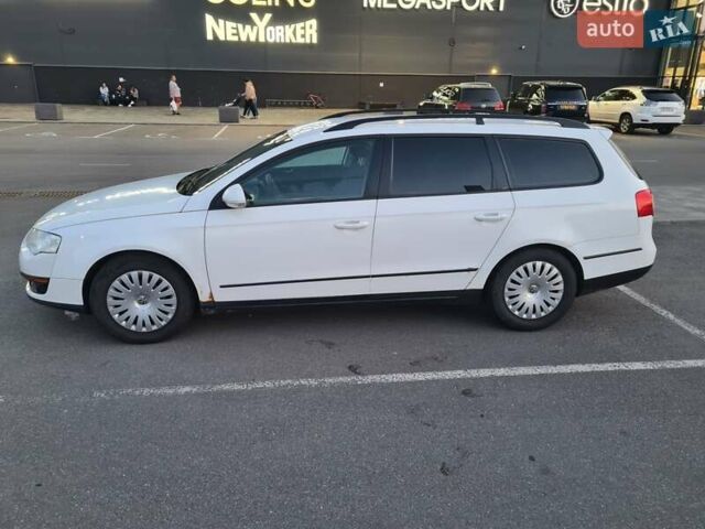 Белый Фольксваген Пассат, объемом двигателя 1.6 л и пробегом 264 тыс. км за 6350 $, фото 20 на Automoto.ua