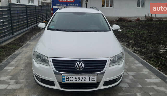 Белый Фольксваген Пассат, объемом двигателя 1.97 л и пробегом 370 тыс. км за 7900 $, фото 3 на Automoto.ua