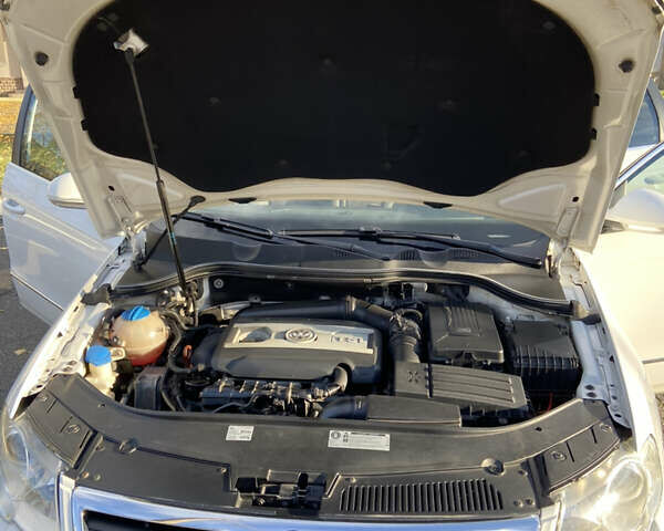 Белый Фольксваген Пассат, объемом двигателя 1.8 л и пробегом 130 тыс. км за 8800 $, фото 22 на Automoto.ua