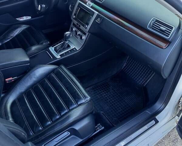 Белый Фольксваген Пассат, объемом двигателя 1.4 л и пробегом 298 тыс. км за 7700 $, фото 12 на Automoto.ua