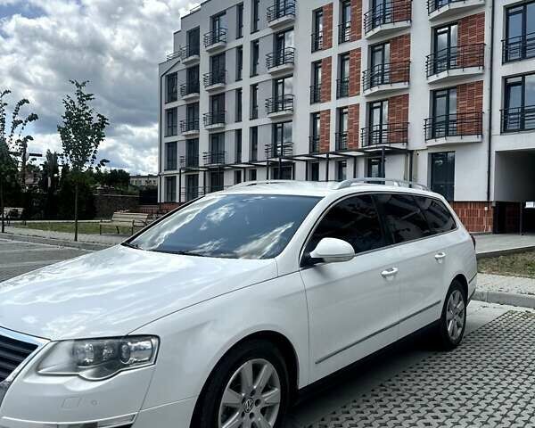 Белый Фольксваген Пассат, объемом двигателя 1.6 л и пробегом 195 тыс. км за 6100 $, фото 26 на Automoto.ua