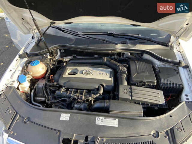 Белый Фольксваген Пассат, объемом двигателя 1.8 л и пробегом 130 тыс. км за 8800 $, фото 23 на Automoto.ua