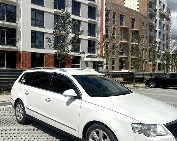 Белый Фольксваген Пассат, объемом двигателя 1.6 л и пробегом 195 тыс. км за 6100 $, фото 30 на Automoto.ua