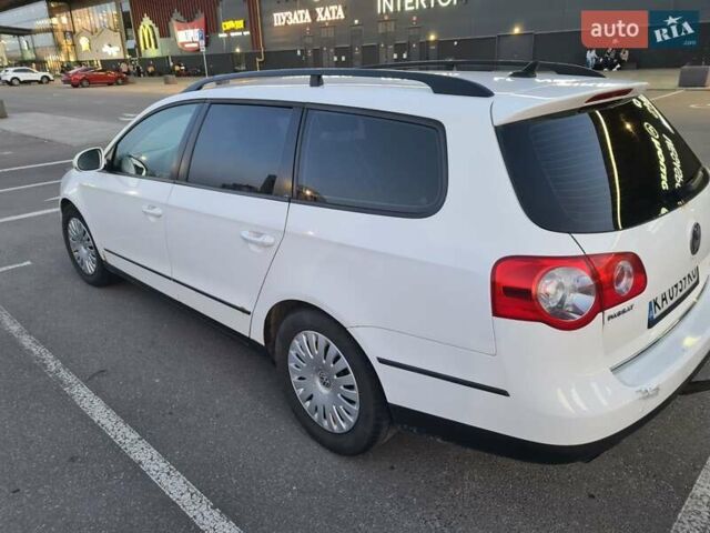 Белый Фольксваген Пассат, объемом двигателя 1.6 л и пробегом 264 тыс. км за 6350 $, фото 18 на Automoto.ua