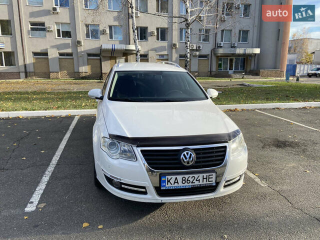Белый Фольксваген Пассат, объемом двигателя 1.8 л и пробегом 130 тыс. км за 8800 $, фото 2 на Automoto.ua