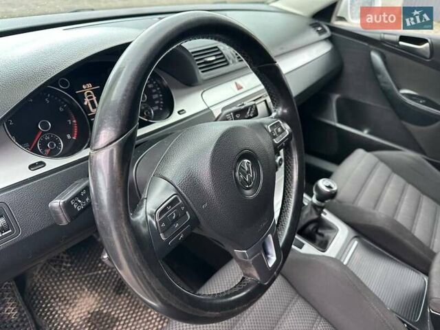 Белый Фольксваген Пассат, объемом двигателя 1.4 л и пробегом 340 тыс. км за 4650 $, фото 17 на Automoto.ua