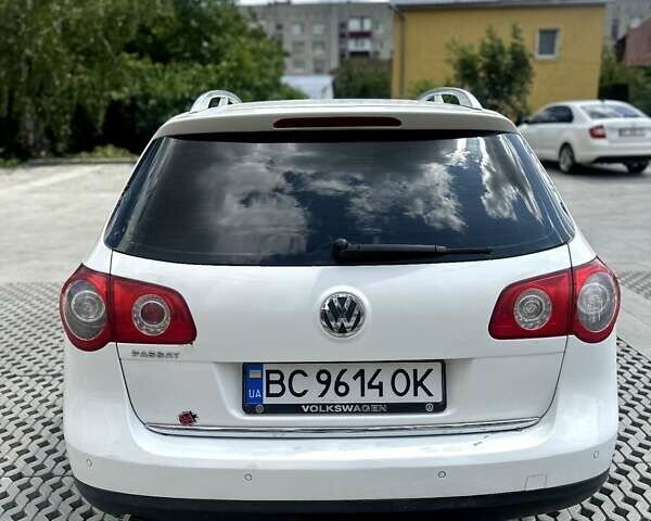 Белый Фольксваген Пассат, объемом двигателя 1.6 л и пробегом 195 тыс. км за 6100 $, фото 9 на Automoto.ua