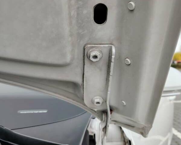 Белый Фольксваген Пассат, объемом двигателя 1.97 л и пробегом 209 тыс. км за 8950 $, фото 1 на Automoto.ua