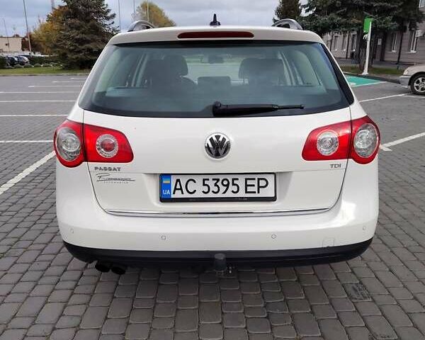 Белый Фольксваген Пассат, объемом двигателя 1.97 л и пробегом 209 тыс. км за 8950 $, фото 3 на Automoto.ua