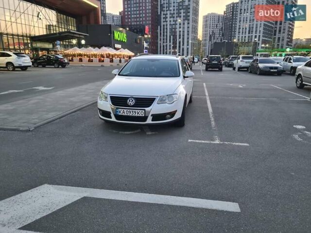 Белый Фольксваген Пассат, объемом двигателя 1.6 л и пробегом 264 тыс. км за 6350 $, фото 1 на Automoto.ua
