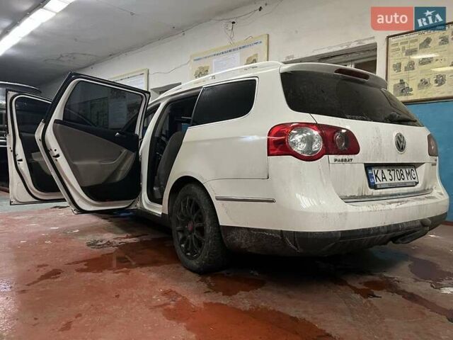 Белый Фольксваген Пассат, объемом двигателя 1.4 л и пробегом 240 тыс. км за 6300 $, фото 1 на Automoto.ua