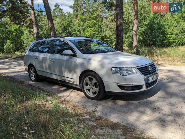 Белый Фольксваген Пассат, объемом двигателя 2 л и пробегом 300 тыс. км за 8500 $, фото 4 на Automoto.ua