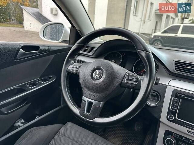 Белый Фольксваген Пассат, объемом двигателя 1.4 л и пробегом 340 тыс. км за 4650 $, фото 16 на Automoto.ua