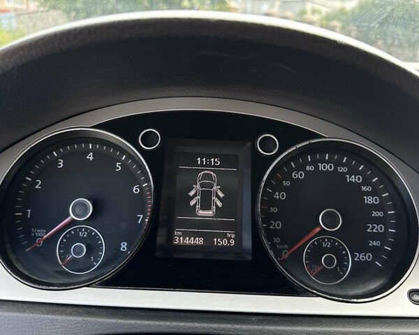 Білий Фольксваген Пассат, об'ємом двигуна 1.39 л та пробігом 315 тис. км за 5400 $, фото 13 на Automoto.ua