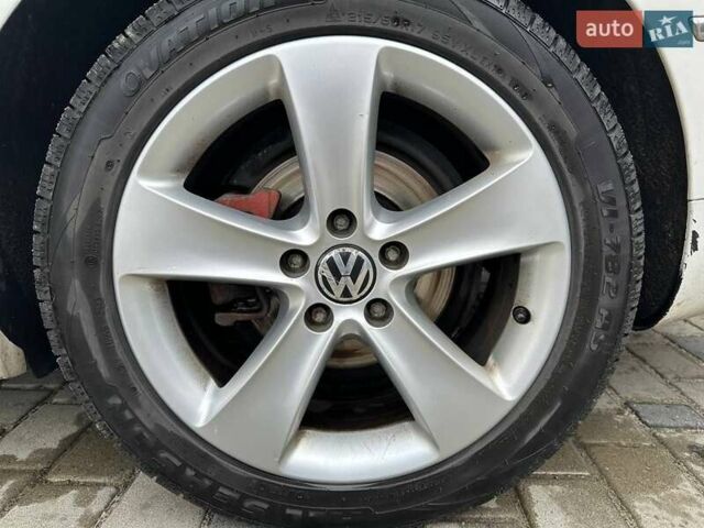 Белый Фольксваген Пассат, объемом двигателя 1.4 л и пробегом 340 тыс. км за 4650 $, фото 21 на Automoto.ua