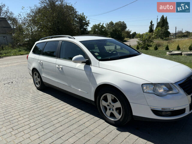 Білий Фольксваген Пассат, об'ємом двигуна 1.97 л та пробігом 310 тис. км за 8200 $, фото 19 на Automoto.ua