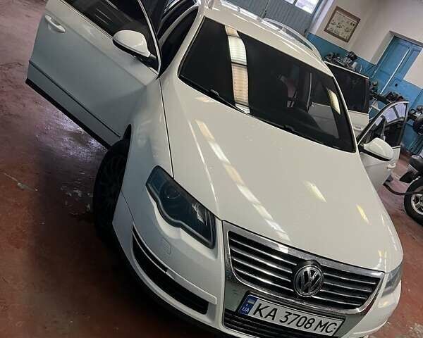 Белый Фольксваген Пассат, объемом двигателя 1.4 л и пробегом 240 тыс. км за 6300 $, фото 4 на Automoto.ua