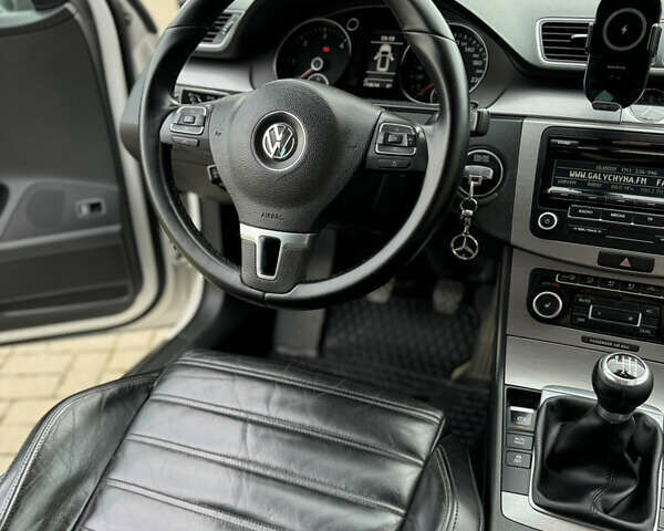 Белый Фольксваген Пассат, объемом двигателя 1.97 л и пробегом 276 тыс. км за 9200 $, фото 13 на Automoto.ua
