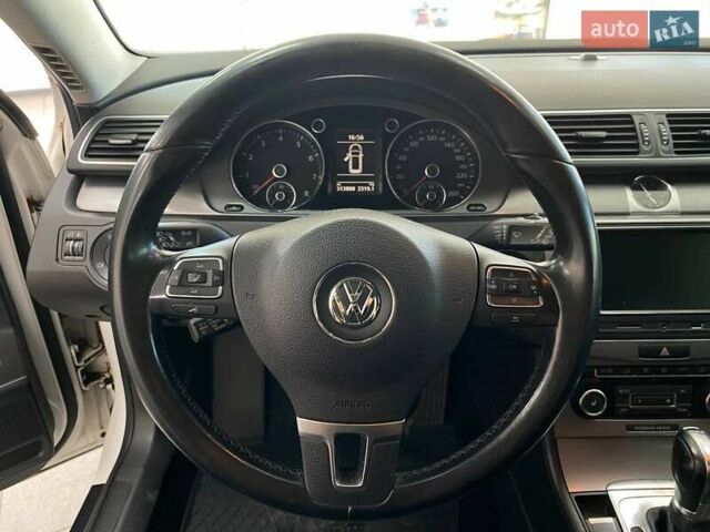 Білий Фольксваген Пассат, об'ємом двигуна 1.4 л та пробігом 313 тис. км за 6990 $, фото 25 на Automoto.ua