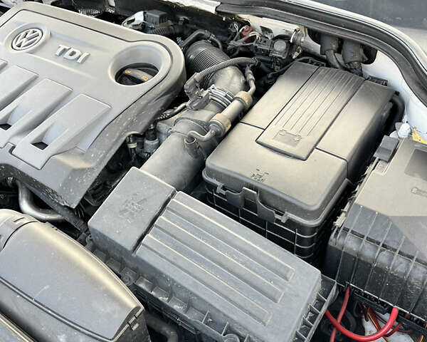 Білий Фольксваген Пассат, об'ємом двигуна 1.97 л та пробігом 288 тис. км за 9600 $, фото 29 на Automoto.ua