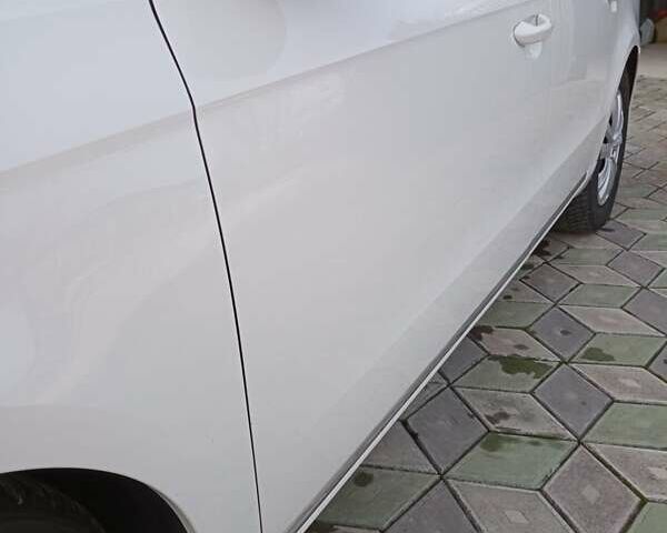 Белый Фольксваген Пассат, объемом двигателя 1.97 л и пробегом 270 тыс. км за 9700 $, фото 4 на Automoto.ua