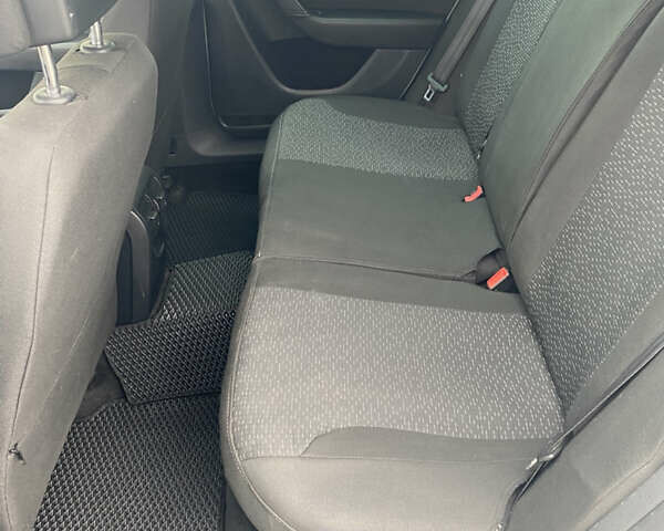 Белый Фольксваген Пассат, объемом двигателя 1.6 л и пробегом 312 тыс. км за 7900 $, фото 7 на Automoto.ua